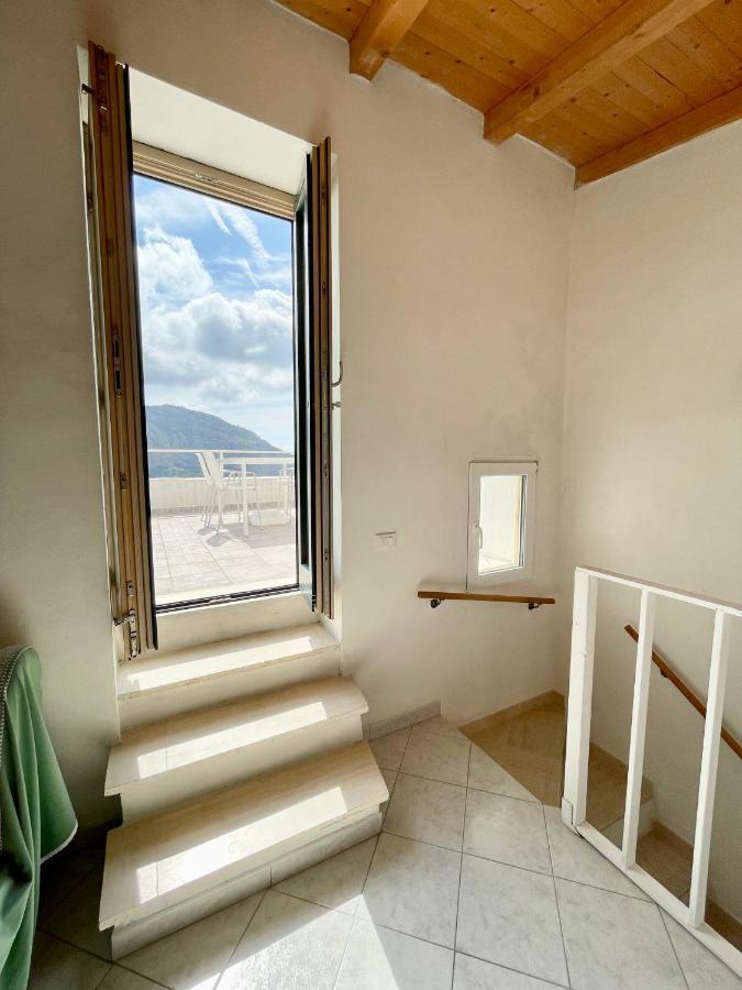 La Terrazza Di Seglia Lägenhet Ventimiglia Exteriör bild