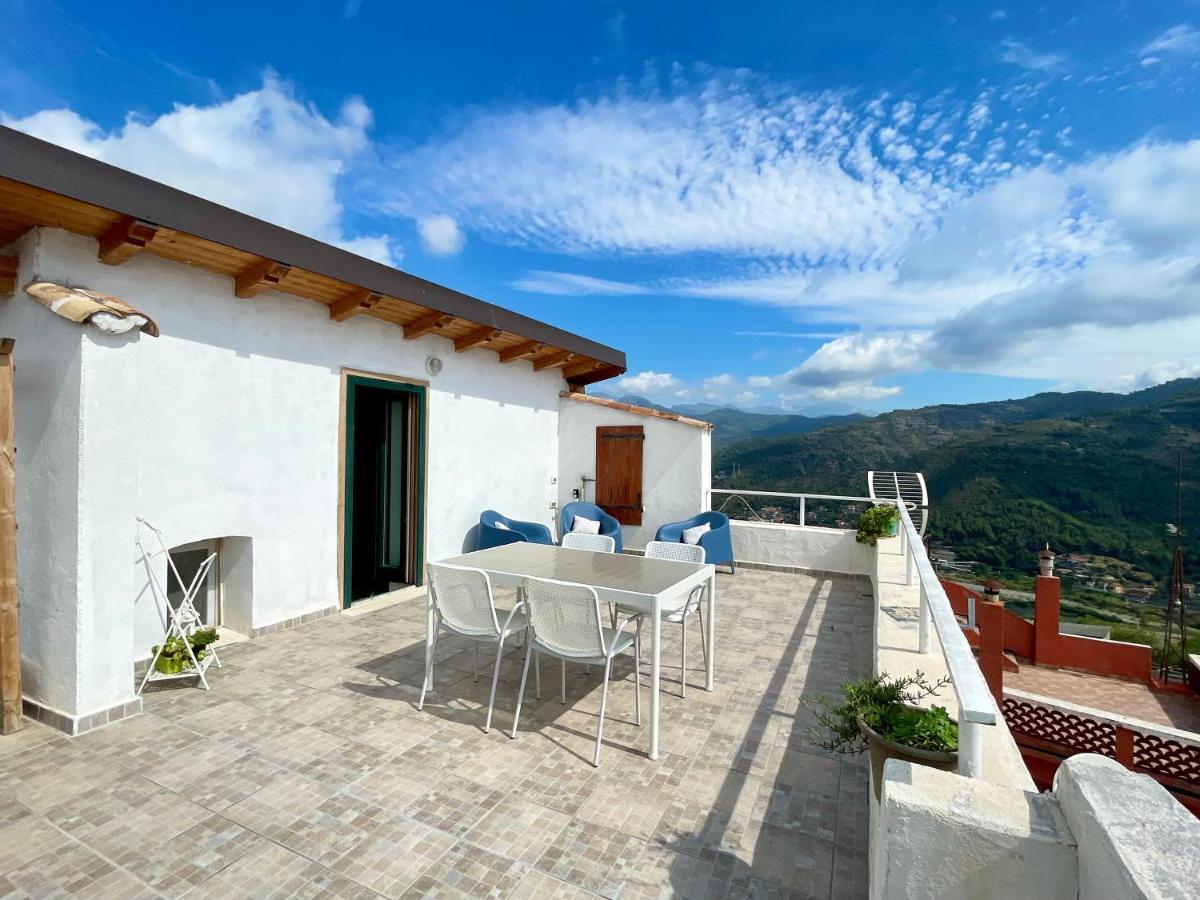 La Terrazza Di Seglia Lägenhet Ventimiglia Exteriör bild